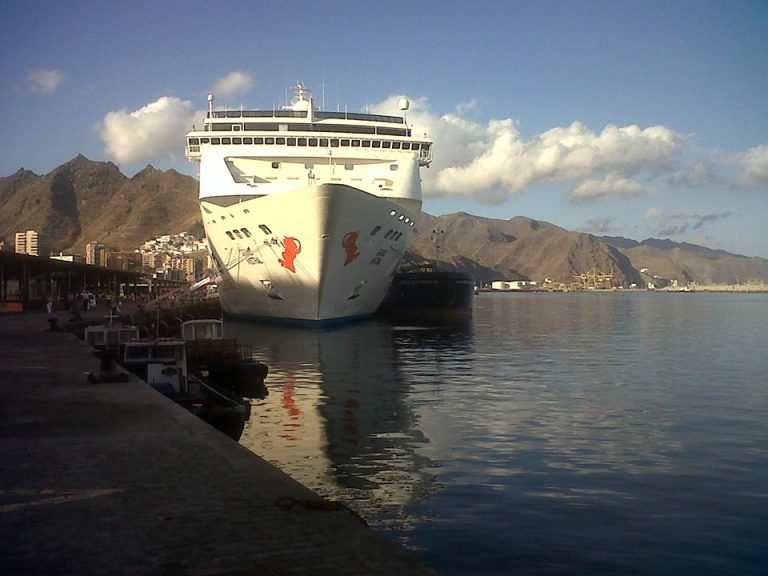 Tenerife recibe 6 cruceros