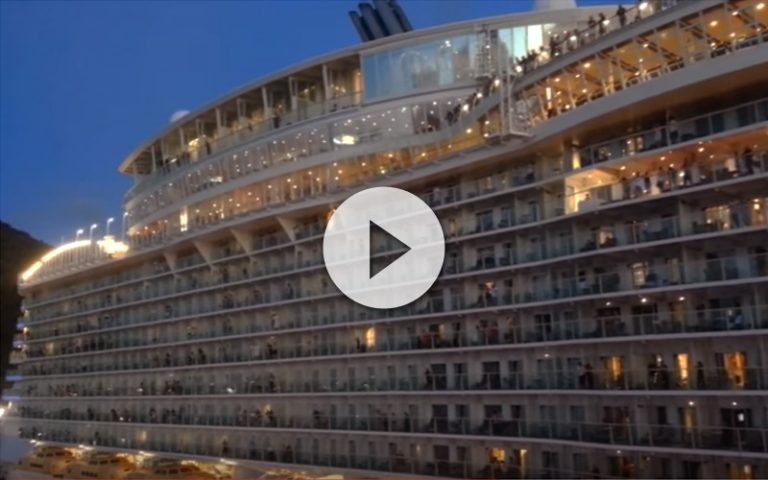 Video – Abuchean a una pareja por llegar tarde al crucero