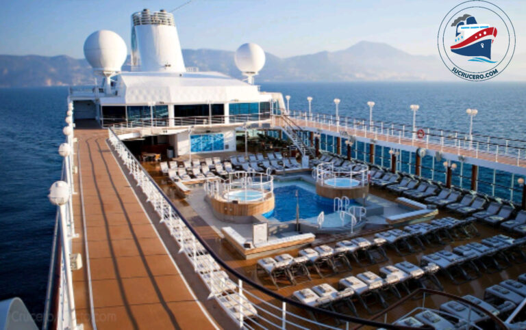 Una mujer cae al mar desde un crucero en aguas cercanas a Mallorca