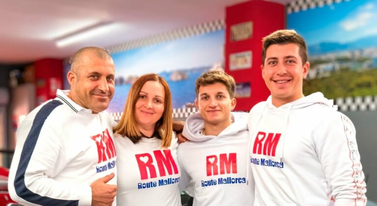 Route Mallorca: Aventuras en superdeportivos por Mallorca con una familia apasionada